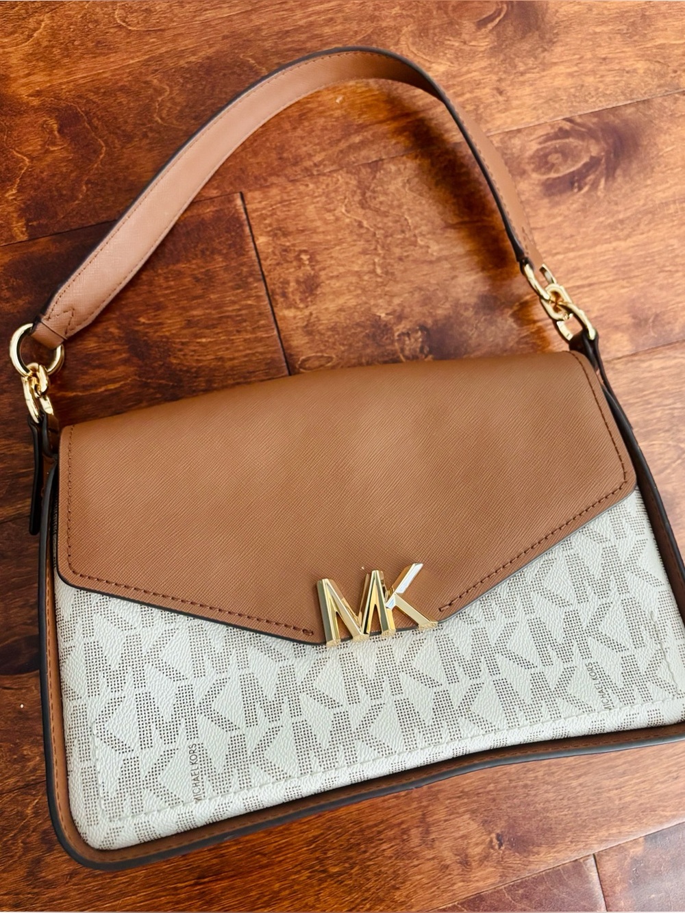 Michael Kors Tan and Vanilla Signature  Logo Bag